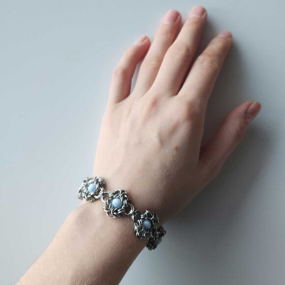 Gothic light blue pearls and silver romanov bracelet - Picture 5 of 11